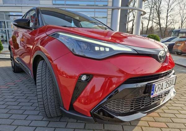 Toyota C-HR cena 121500 przebieg: 61000, rok produkcji 2022 z Skawina małe 352